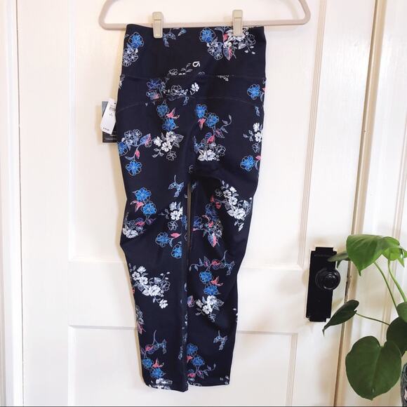 GAP Fit High-Rise Blue Floral Compression Leggings - Picture 1 of 11